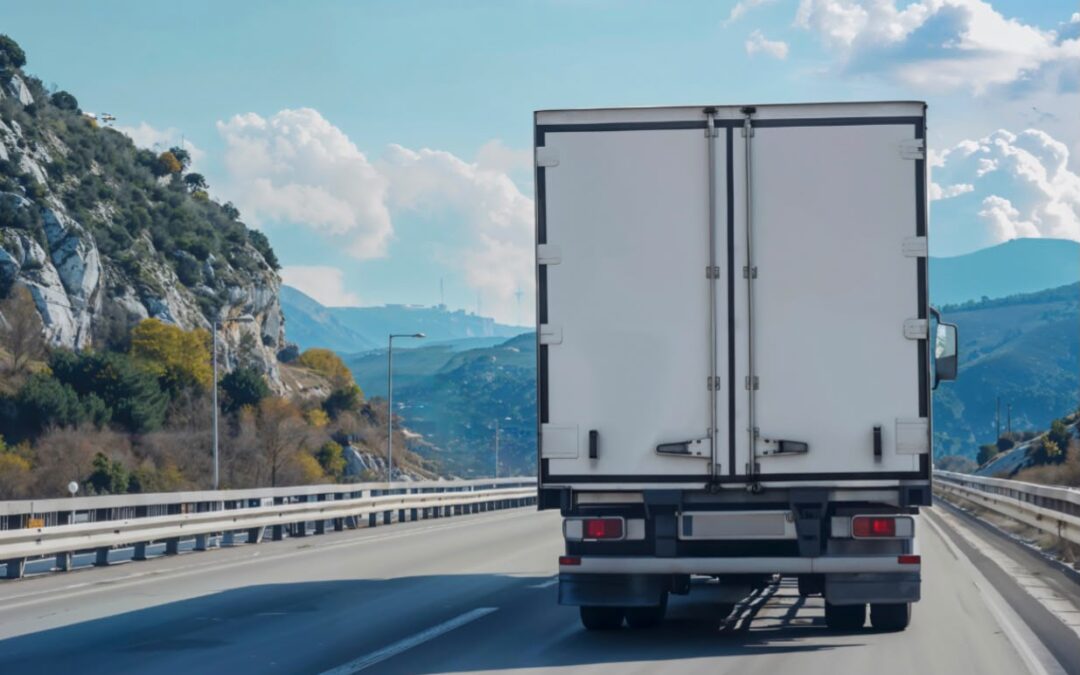 PRF proíbe caminhões acima dos limites de peso e tamanho em rodovias federais no dia das eleições