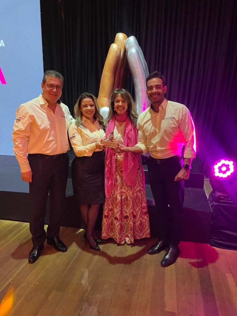 Ativa Logística recebe premiação do Aché em relação ao transporte de medicamentos