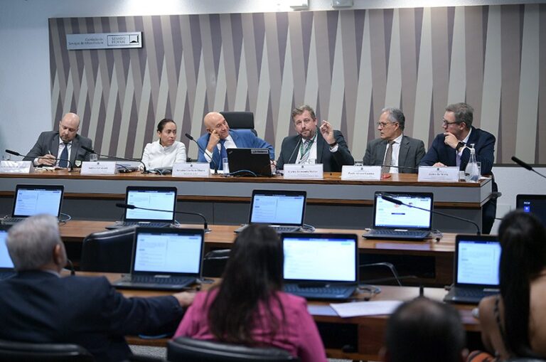 NTC&Logística participa de audiência pública sobre formas de pagamento do Vale-Pedágio no Senado