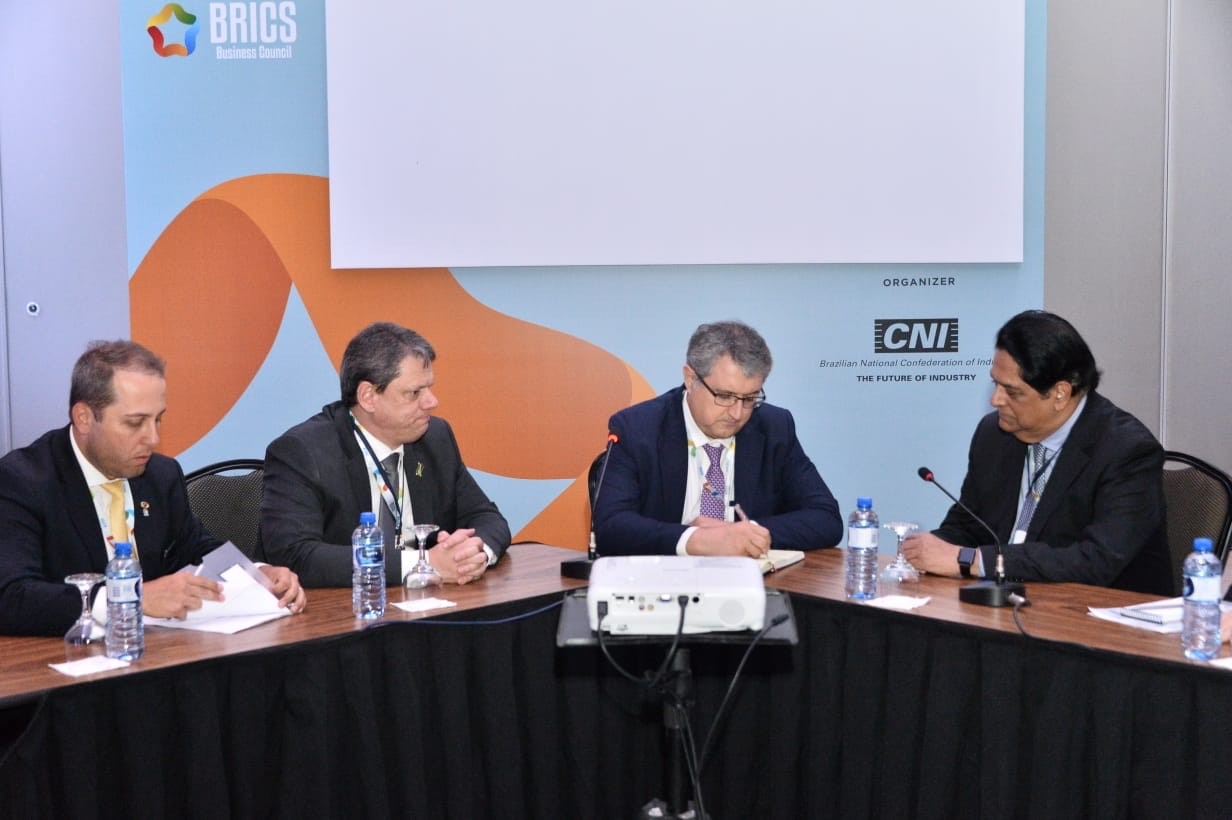 Ministério coloca concessões de infraestrutura no foco do Banco do BRICS