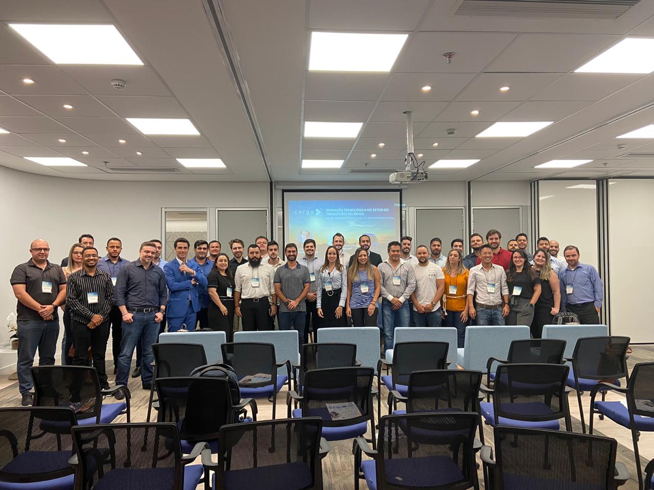 Núcleos da COMJOVEM participam de evento sobre inovação em São Paulo