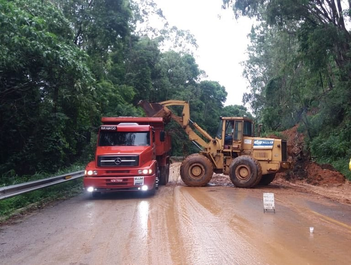 DNIT se mobiliza para garantir o trânsito nas BRs atingidas pelas chuvas