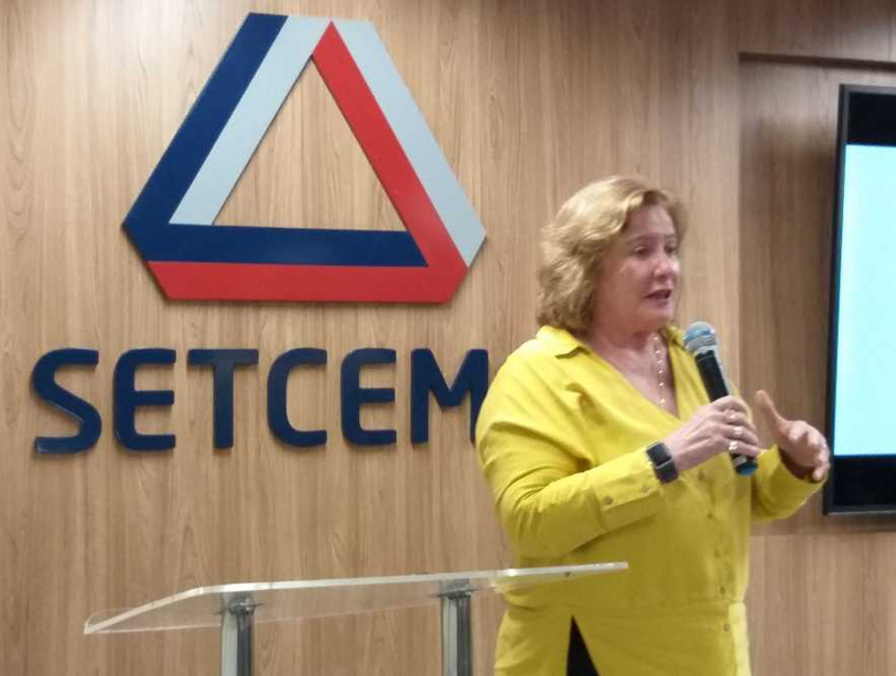 Cenário Econômico é tema da primeira edição do encontro de empresários do SETCEMG