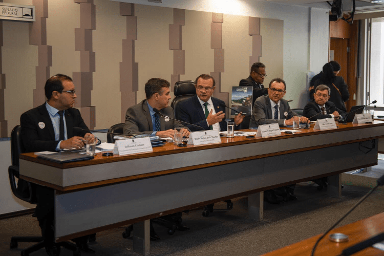 CNT apresenta Pesquisa de Rodovias no Senado
