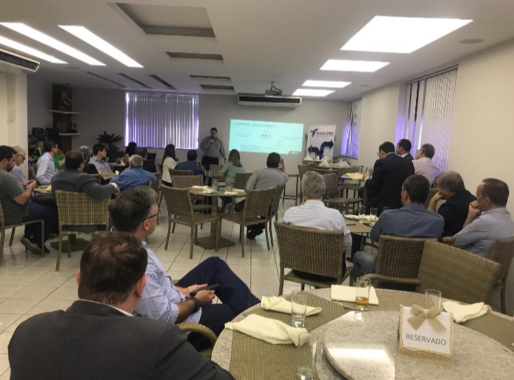 Projetos e obras rodoviárias são apresentados no Almoço Executivo do Transcares no Espírito Santo