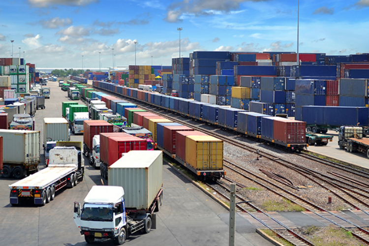 PIB do transporte recua 0,3% no segundo trimestre de 2019