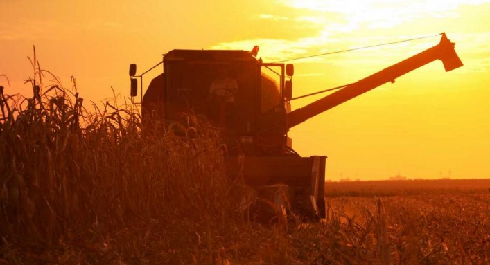 Vendas de máquinas encerrarão o ano em queda, prevê Anfavea