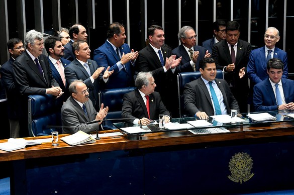 Aprovado o texto-base da reforma da Previdência; Senado vota últimos destaques nesta quarta