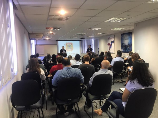 Braspress realiza a campanha Outubro Rosa