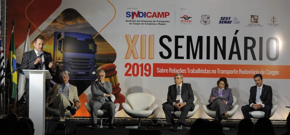 Seminário do Sindicamp debate temas trabalhista no TRC