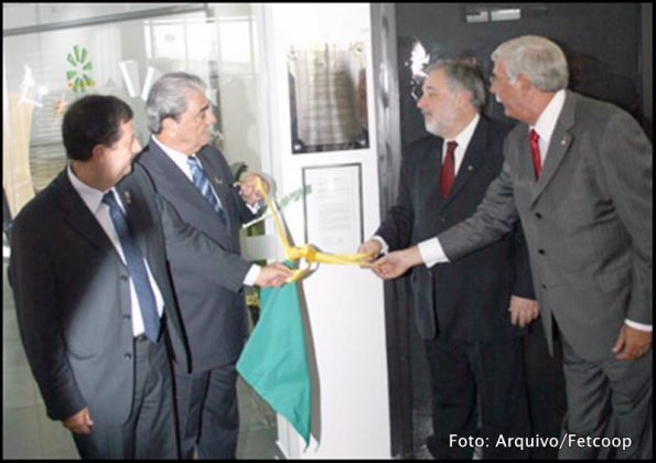 Sicredi reinaugura moderna agência na Vila Maria