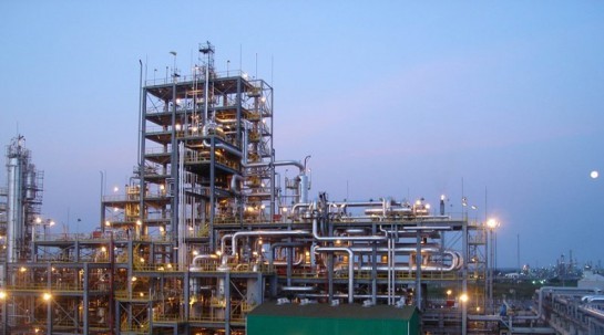 Confiança da indústria cai em outubro e atinge menor valor em um ano