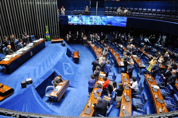 Reforma da Previdência pode ser votada em 1º turno nesta terça-feira