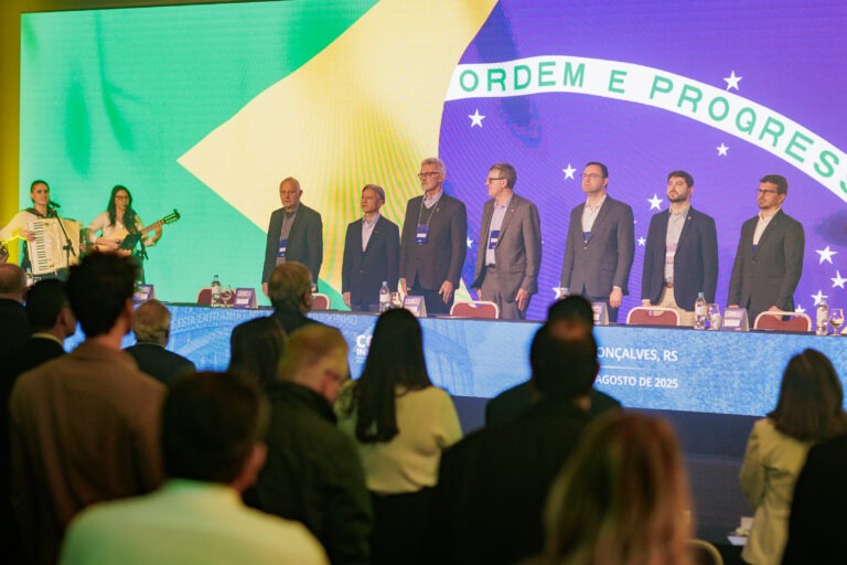 Segunda edição do CONET&Intersindical 2025 destaca integração nacional do TRC em Bento Gonçalves