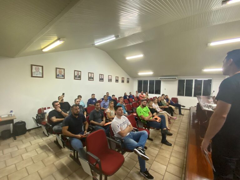 Ferramentas apresentadas na reunião da Comjovem